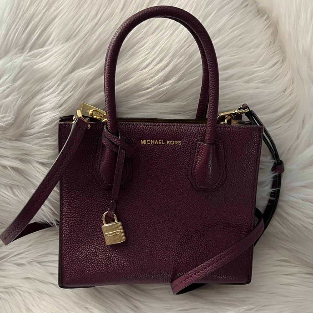Michael Kors Red and Gold Crossbody Bag with Chic Style